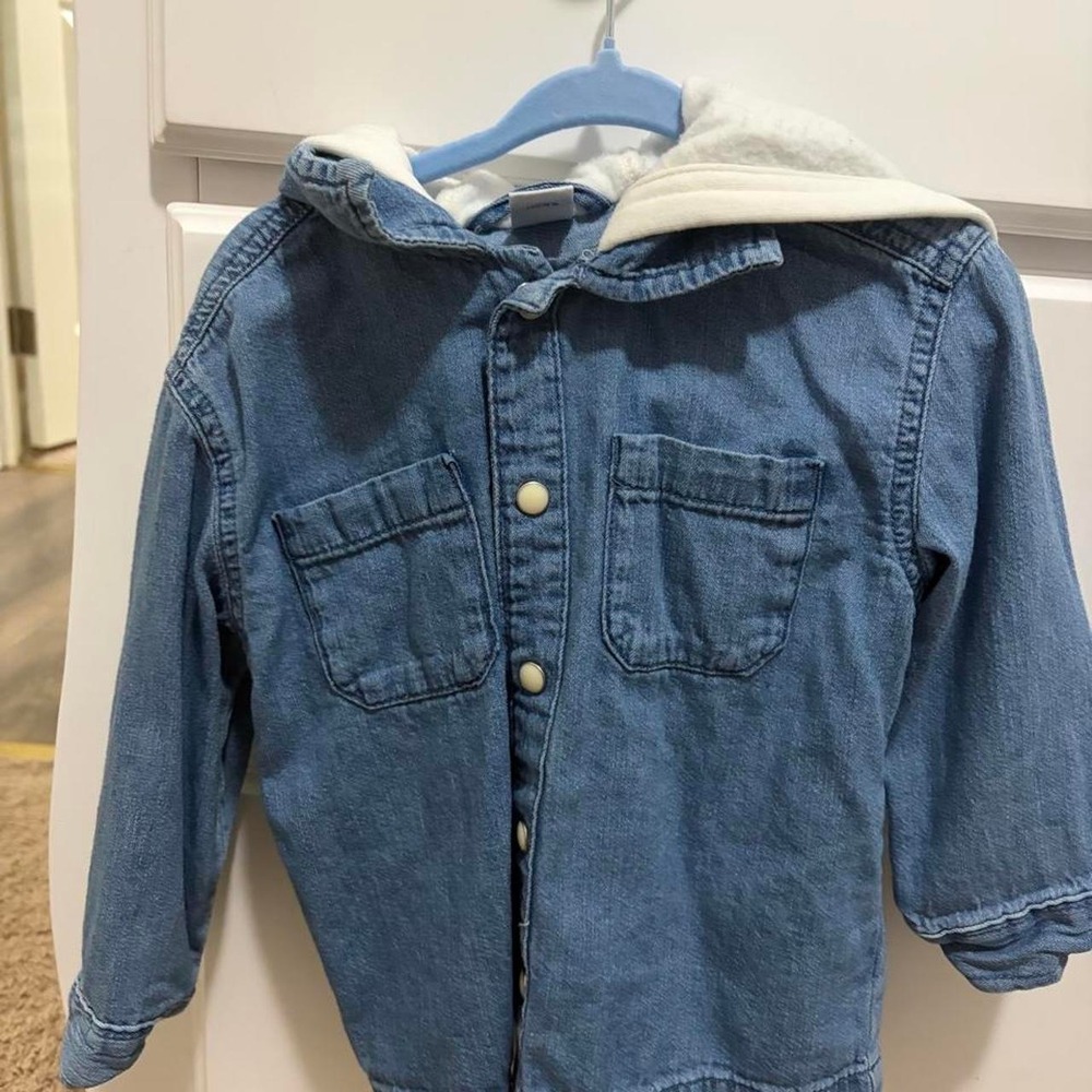 Old Navy Toddler Boys Blue Denim Hooded Jacket 2T Medium Wash Snap Front